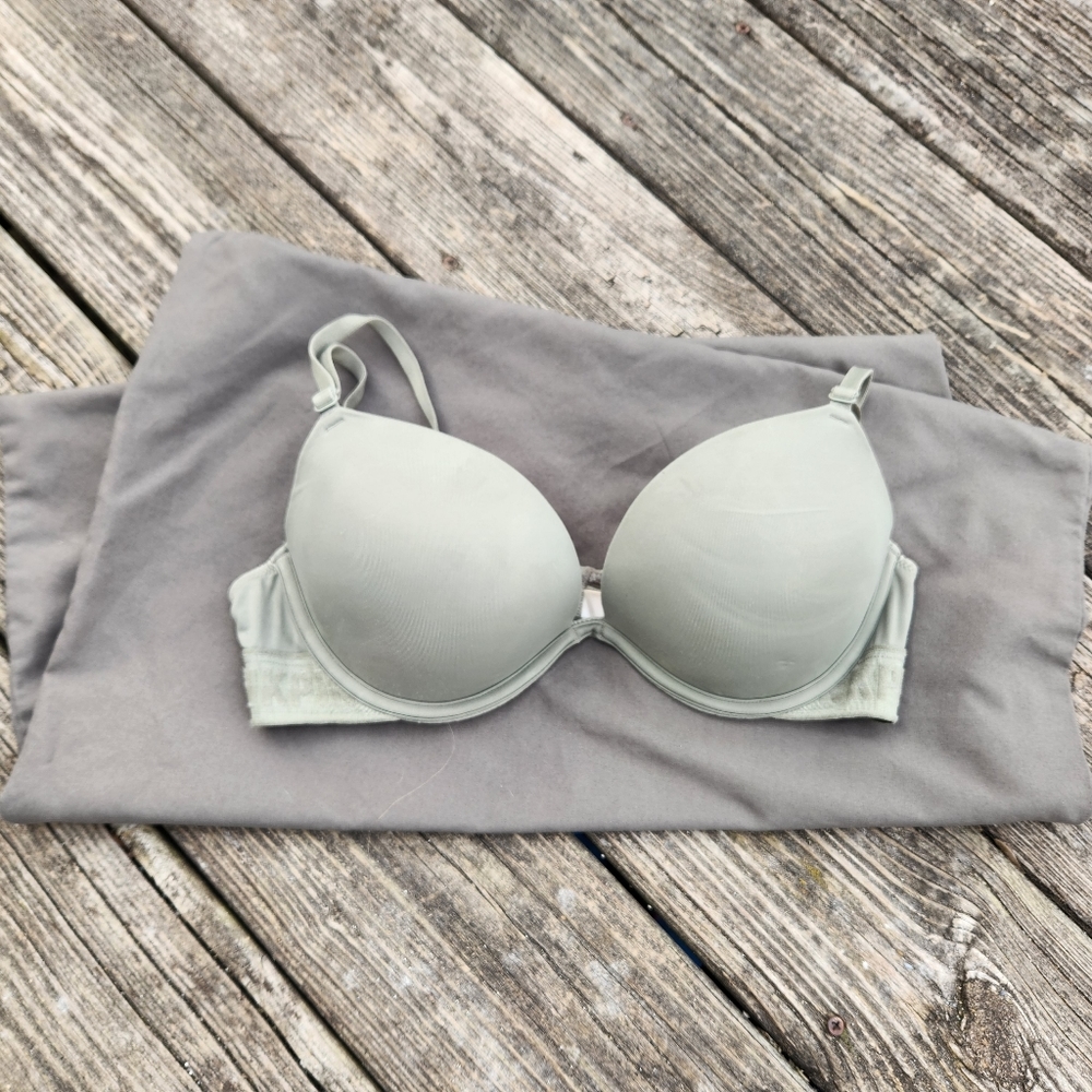 Victoria's Secret PINK pushup bra 36B